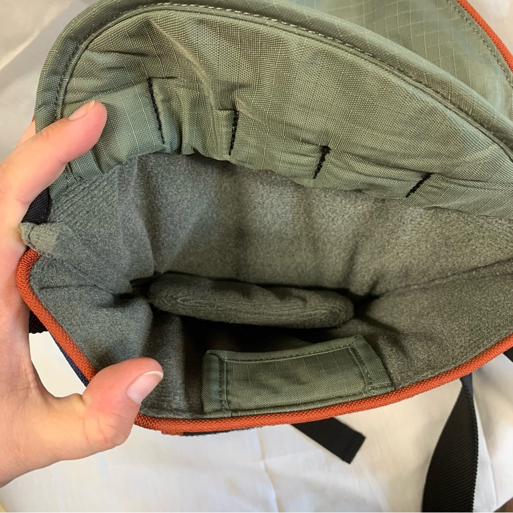 Crumpler Camera Bag - Picture 5 of 6